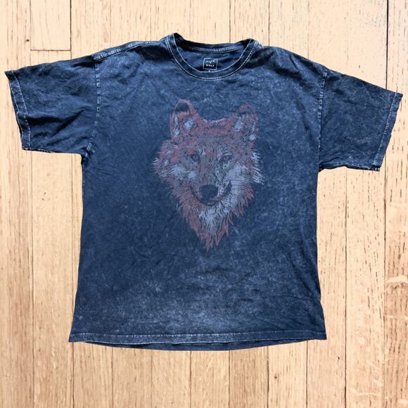 Cleo + Wolf Nature T Shirt Relaxed Fit Sz. Small Black Wolf Graphic - Picture 6 of 6